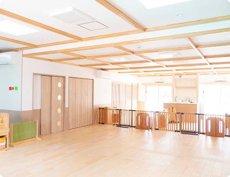 亀岡よいこらんど保育園の外観写真